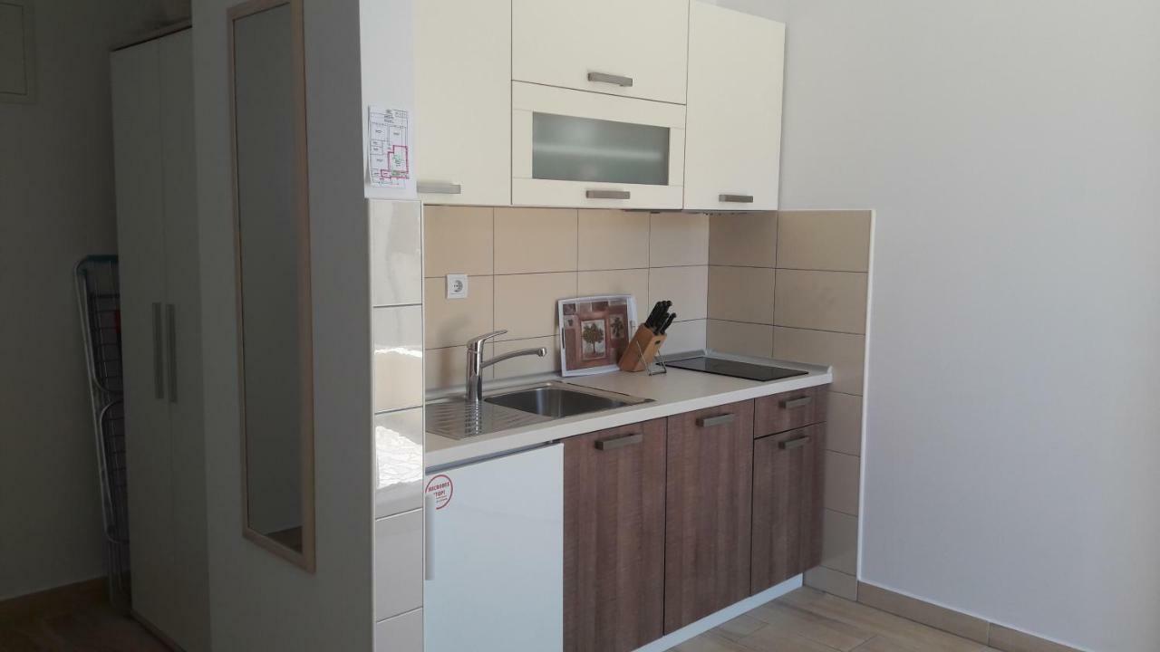 Apartment Tea Primošten Esterno foto